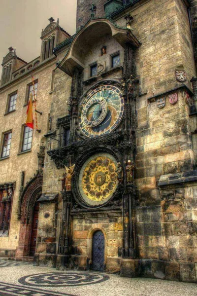 WuDwaKa - > 600-letni zegar astronomiczny w Pradze

#praga #czechy #astronomia #zab...