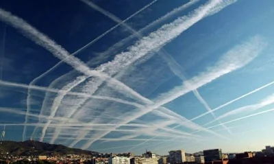 K.....0 - @ShamblerWykop Te zdjęcie to fake. Nie ma chemtrails. Niebo wygląda prędzej...