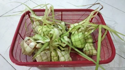 w.....a - gotowy ketupat