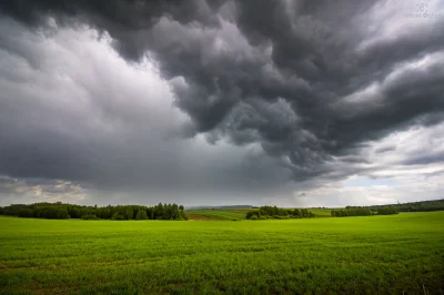 vitoosvitoos - Fotografuję zjawiska pogodowe, we wpisie wczorajsza konwekcja na Podka...