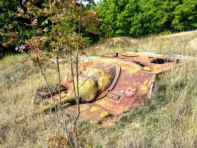 Zwiadowca_Historii - Niemieckie działo samobieżne Jagdpanzer IV okopane na bułgarsko-...