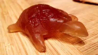JSkrzetuski - Mój pierwszy żółwik z mydła! ʕ•ᴥ•ʔ
#kosmetyki #mydlo #zolwie