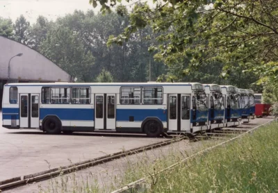 DerMirker - Zajezdnia autobusowa w Czyżynach, rok nieustalony #nowahuta #krakow #auto...