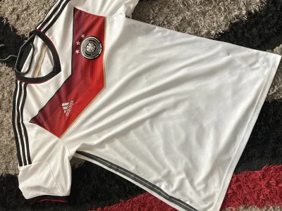 matmatek - Witam, sprzedam koszuleczke piłkarska Niemcy 2014 rozmiar L, oryginalna nu...