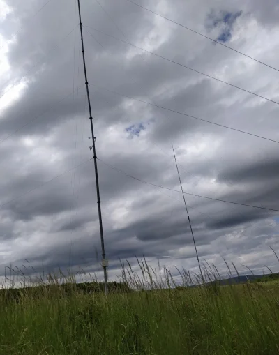 dudi-dudi - Czy to są te słynne masz tylko 5G.
Siedze pod masz ten, co mi grozi? 
#ma...