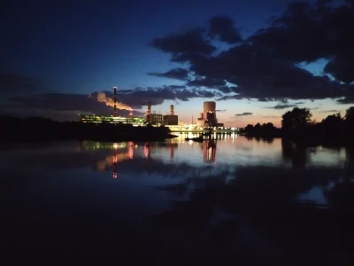 Chris_Cornell - Wczorajsza elektrownia w Kozienicach (｡◕‿‿◕｡)

#fotografia