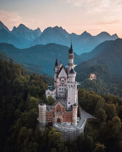 Pani_Asia - Neuschwanstein , Niemcy

#zameknadzis #zamek #earthporn #estetyczneobra...