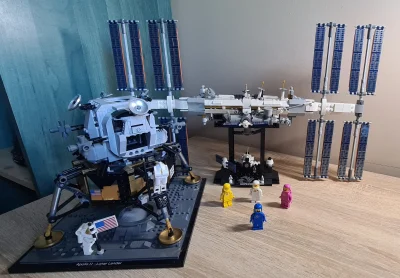 Nadinspektor - Tak się prezentuje moja mini kolekcja kosmiczna: ISS, lądownik księżyc...