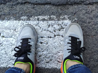 trueno2 - Jaki produkt polecacie do czyszczenia brudu/plam z jasnego obuwia? 

#buty ...