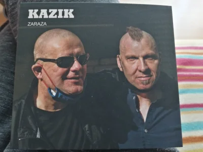 rybazryzem85 - Powrót z pracy i taka o to niespodzianka
#kazik #kazikstaszewski #muzy...