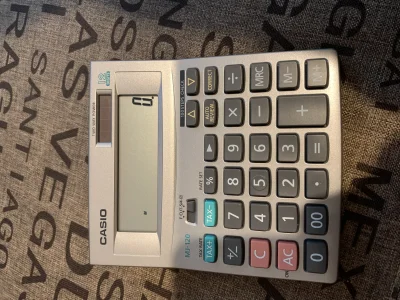DominKwiatek01 - Czy taki kalkulator nada się na maturę ? Bo są wymagania ze ma być p...