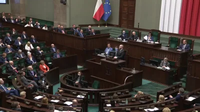 K.....i - Żeby się dobrze spało polecam sobie przypomnieć jak cały sejm wyśmiał dauna...