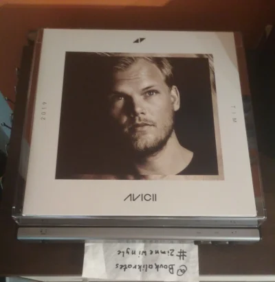 b.....s - #zimnewinyle
Avicii - TIM

Pośmiertny album wyszedł dokładnie rok temu. ...