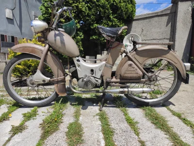 luxpl - Taką perełkę spotkałem wczoraj. Simson rocznik... 1958. Pan sobie codziennie ...