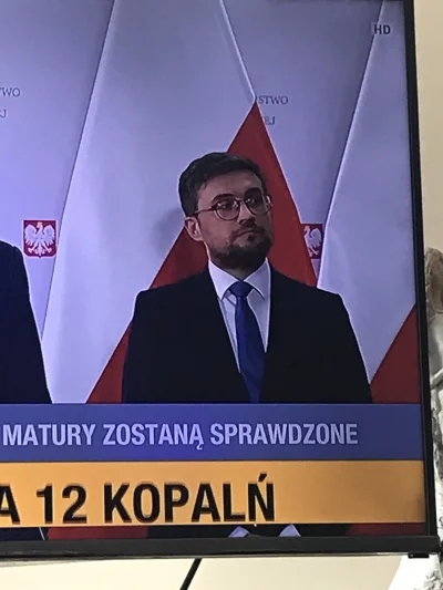 andrzej-ajek - Harry Potter ma zaraz przekazać informacje co do daty egzaminu matural...