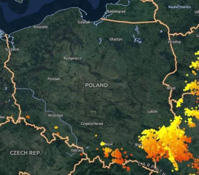 lukas12x - Wschód jest atakowany!
#pogoda #bialystok #lublin #rzeszow #polska