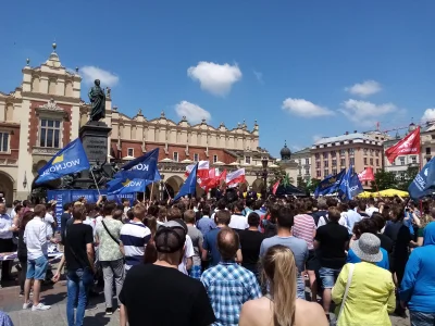 Jegwan - #krakow #konfederacja #bosak

Przechadzając się po Rynku można napotkać ta...