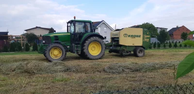 soadfan - Samo się nie zbierze.

#traktorboners #trainspotting #johndeere #krone