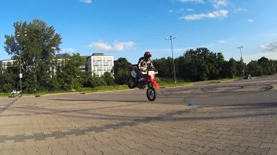 DMMotoAdventures - Motocyklem hamujemy najwięcej przodem, dobrze to robię? :D
#motocy...