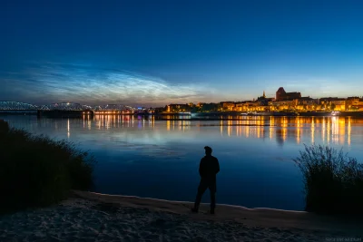 Nightscapes_pl - Wczorajsze obłoki srebrzyste nad Toruniem.

#nightscapes #torun #n...