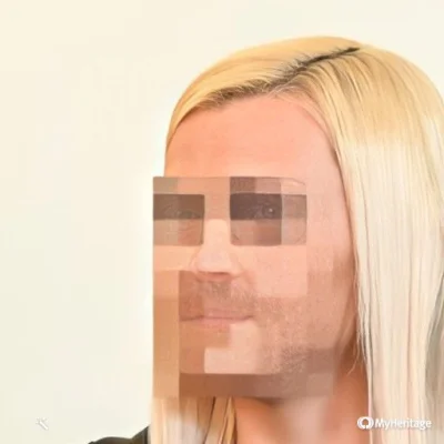 j.....0 - wrzuciłem zdjęcie żony Plichty, liczyłem, że usunie kratki z twarzy a AI do...