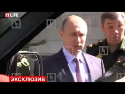 xniorvox - Mnie niezmiennie bawi scena, jak Putinowi prezentowali najnowszego wojskow...