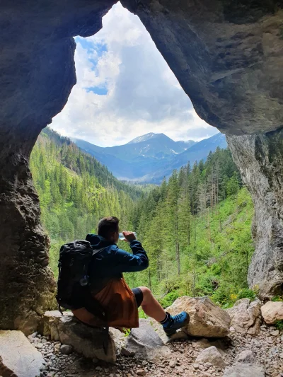 Jasik123 - Fajna mam fotkę ( ͡º ͜ʖ͡º) Jaskinia mylna #tatry #gory #podrozujzwykopem #...