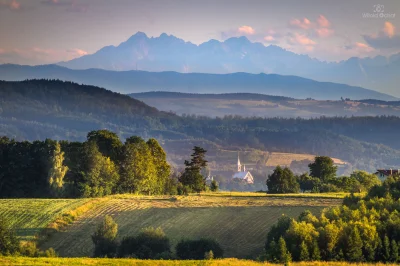 vitoosvitoos - Z cyklu - dalekie obserwacje Tatr. Kościół w Burzynie i Tatry odległe ...