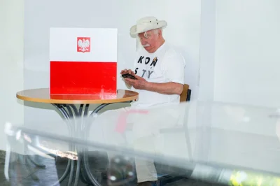Yakotak - „Tak głosowałem”. Lech Wałęsa zamieścił na Facebooku zdjęcie karty do głoso...