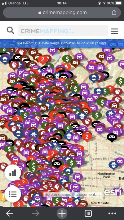 Mjj48003 - Oto kryminalna mapa LA z oznaczonymi zgłoszonymi przestępstwami w przeciąg...