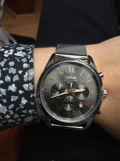 YalooZ - Czy ktoś wie co to za model zegarka? Rozgladam sie by cos kupic, a ten mi si...