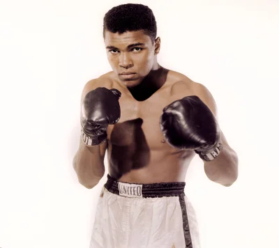 Strachu997 - Ale Ali był chadem za młodu. Nie dość, że był zabójczo przystojny i wyso...