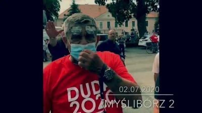 U.....e - @wojna: z przodu jakiś Hindus w koszulce Duda, z tyłu jakiś gość wykonujący...