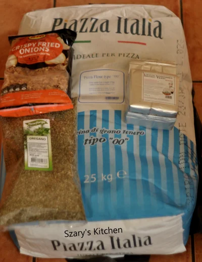 Szarys-Kitchen - Podczas kwarantanny w Szary's Kitchen zeszło grubo ponad 40kg mąki,z...