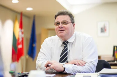 mobutu2 - > Linas Linkevičius

Szef komunistycznego związku młodzieży w Kownie.
Zo...