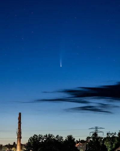f.....s - @fizykWysokichEnergii: Pozdrawiam z Północy Krakowa. Kometa widoczna, na tl...