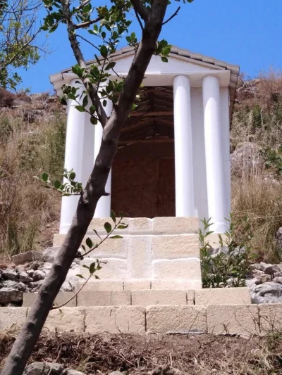 r.....v - Na Sycylii powstała nowa świątynia Apolla

Z inicjatywy stowarzyszenia As...