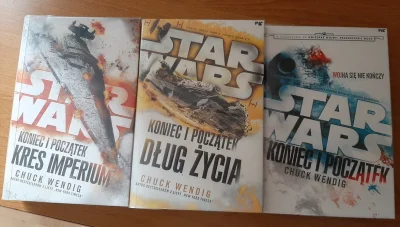 S.....l - Jako że biblioteka obecnie przypomina szpital zakaźny biorę z okienka co mi...