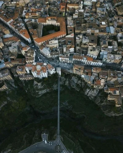 cheeseandonion - !Miasto Konstantyna (Constantine) w #algeria 

#zlotuptaka