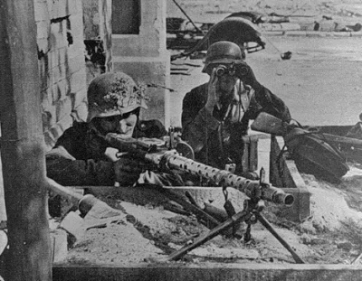 jaxonxst - Stalingrad, II Wojna Światowa, 1942 r. #historiawpigulce- tag do obserwowa...