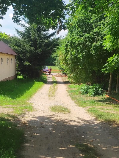 tonymakarony - Zabezpieczone, bagiety na miejscu, czekamy na saperów. 
A ja kopie dal...