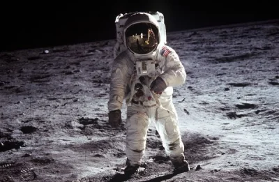 jupjupjupek - Znalezisko - 51 lat temu Amerykanie znaleźli się na Księżycu. Oto zdjęc...