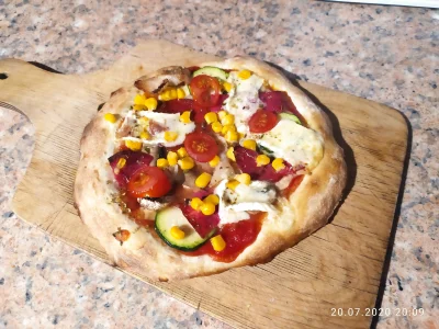 Rruuddaa - Picka to zawsze świetny pomysł 
#studentkagotuje
#gotujzwykopem
#pizza