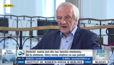 walt_gunner - Butapreniarz takie fikołki teraz wyczynia w #tvn24, że głowa mala.
#po...