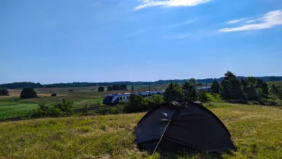 stiv30 - Pierwszy wypad rowerem z namiotem.
Stopery woskowe to jednak piękna rzecz.
...