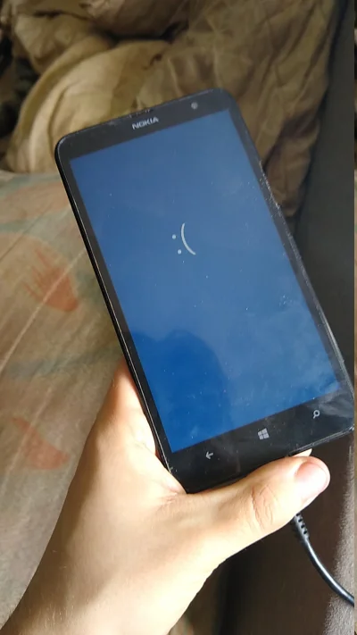 rudy103 - @Chodtok: Lumia 1320, wygodny wydajny i tani... Jedynym problemem 0 aplikac...