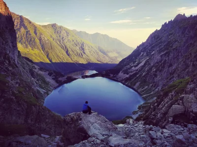 underthinking - Pamiątka z weekendu. Czarny staw i Morskie Oko bez turystów, 2020, ko...