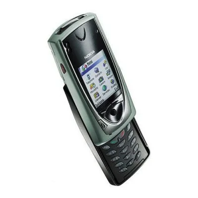 kecebaja - @L3gion Nokia 7650 jeden z pierwszych modeli z obsługą MMS-ów i na Symbian...