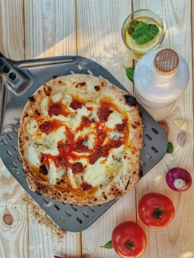 defi - Prostota jest kluczem 

- mozzarella
- gorgonzola
- nduja

#pizza #napol...