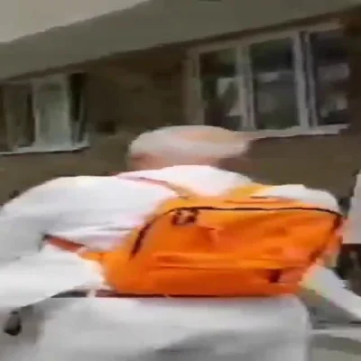 S.....5 - I ten pomarańczowy plecaczek xD
#korwin #konfederacja #jkm #heheszki #poli...